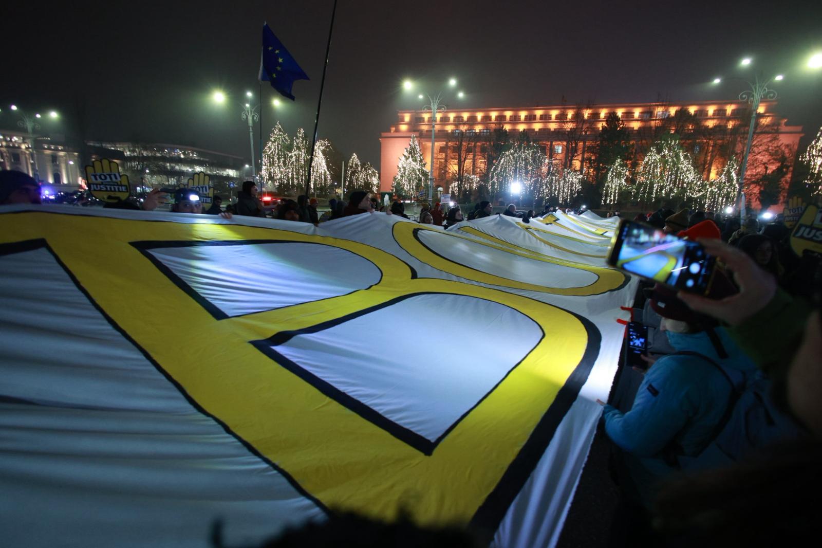 LIVE TEXT. Protest-coregrafie în Piața Victoriei. Manifestanții au spus ce schimbări își doresc să vadă în România