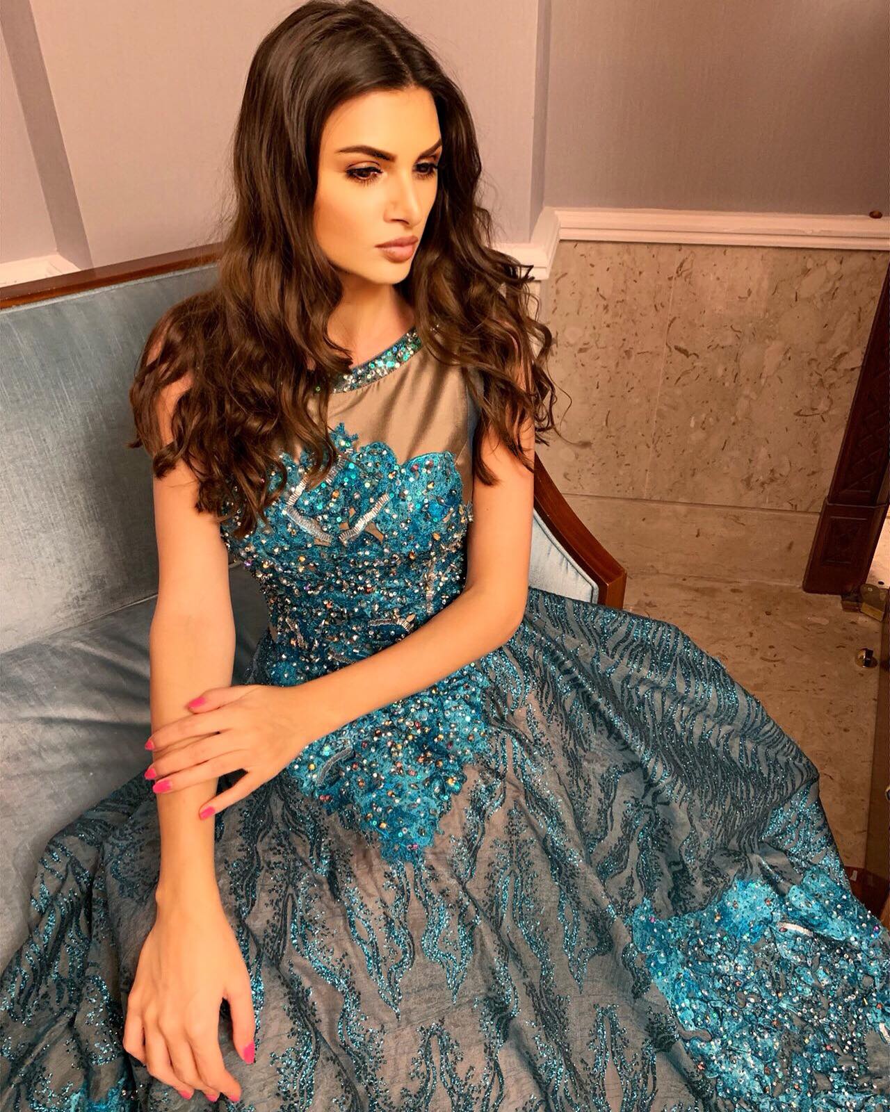 Cât costă parfumurile făcute de Ramona Gabor. De aproape 15 ani a părăsit România și s-a stabilit în Dubai