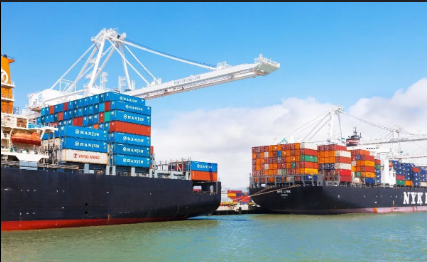 Nigeria revives transshipment trade, targets cargo routes to Ghana, Togo, Côte d’Ivoire