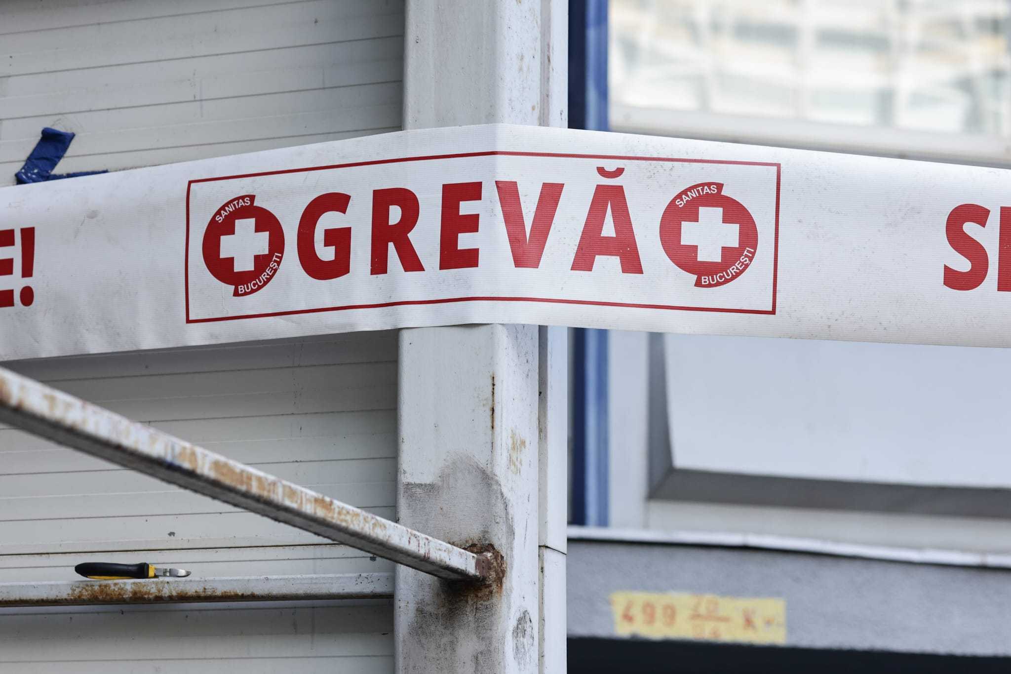 Grevă de avertisment organizată de Sanitas. Noua lege a salarizării propusă de Guvernul Bolojan, sursa nemulțumirilor: „Sporul pentru turele de noapte este o bătaie de joc”