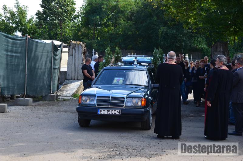 Tot Bacăul l-a plâns pe fostul fotbalist Ganea. Dusese pe picioare un infarct