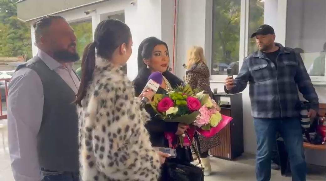 Adriana Bahmuțeanu vrea să se mute în America împreună cu soțul ei. Cum își va câștiga banii peste ocean