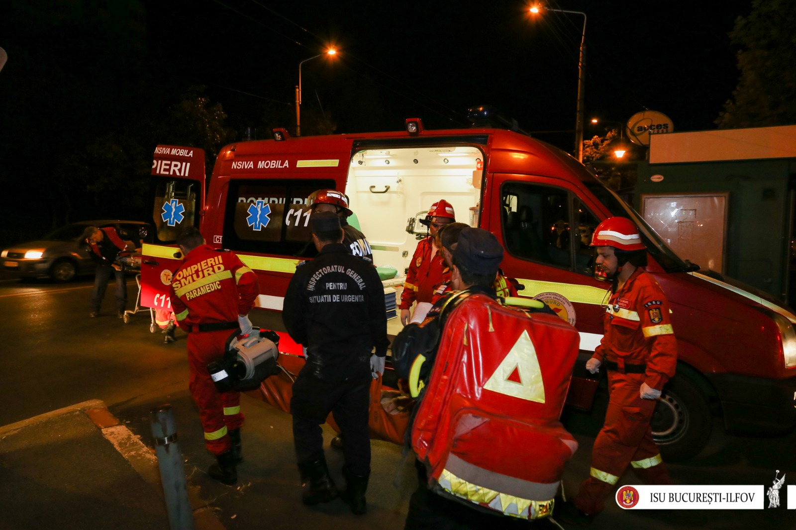 O femeie a murit într-un incendiu izbucnit într-un bloc din Sectorul 3