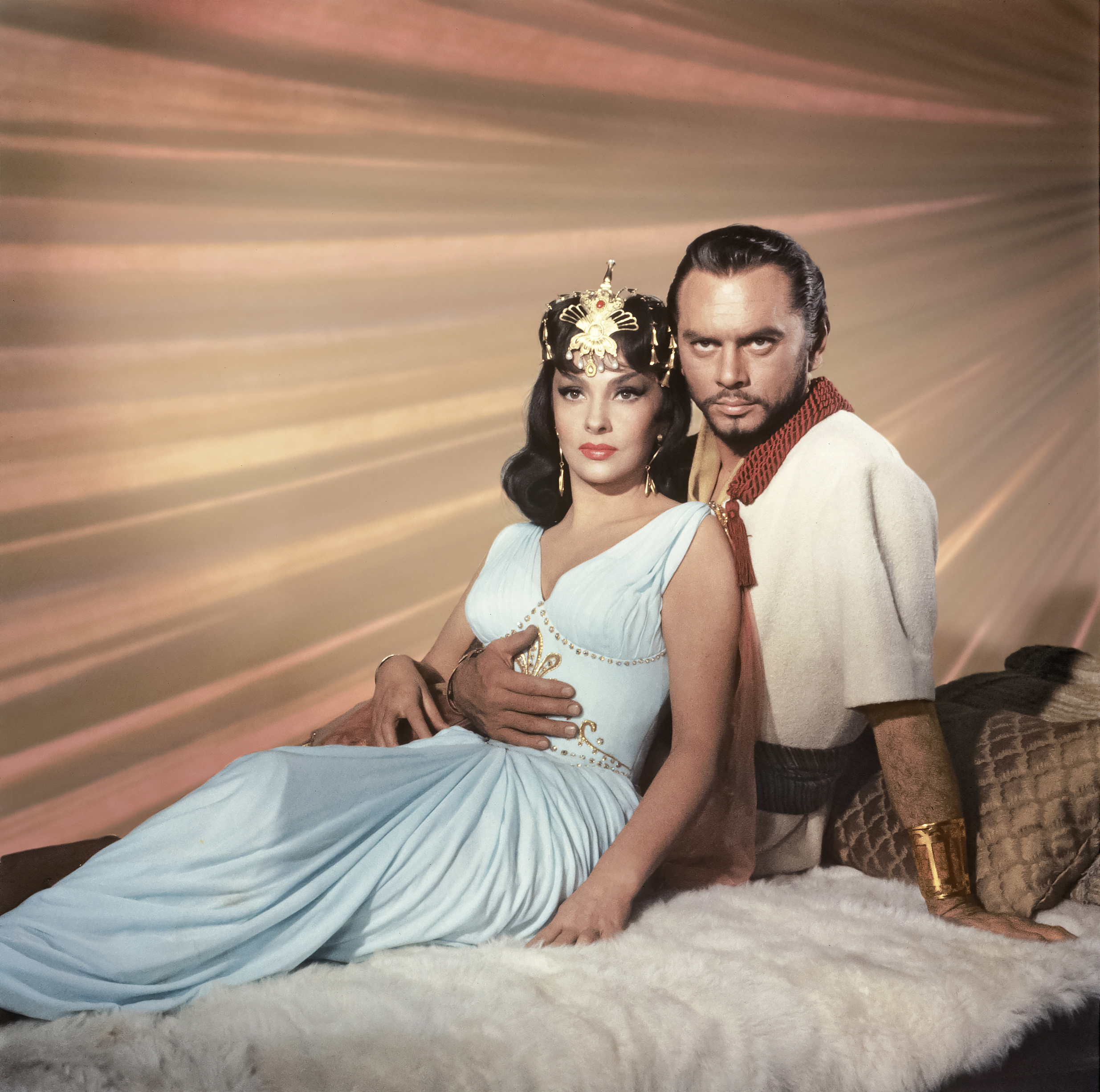 Gina Lollobrigida, legenda cinematografiei italiene, a murit la 95 de ani