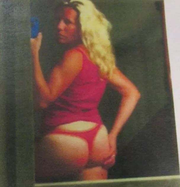 FOTO | O profesoară, mamă a trei copii, a sedus un elev minor cu imagini sexy și apoi s-a culcat cu el