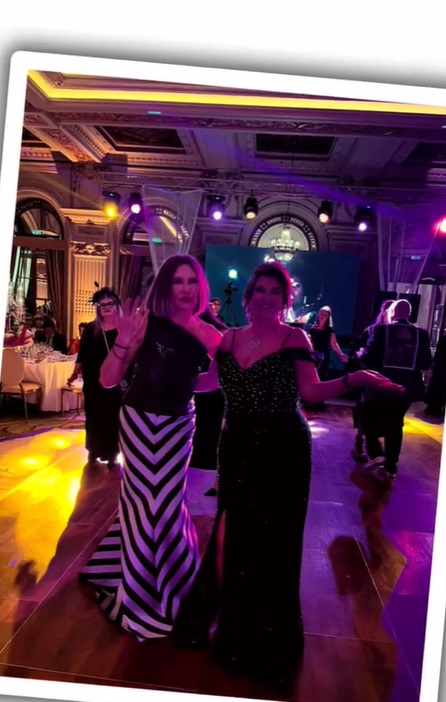 Mihai Albu și Elena Nechifor s-au căsătorit religios. Imagini de la petrecerea de nuntă, care a avut loc la restaurantul unui hotel de lux din București