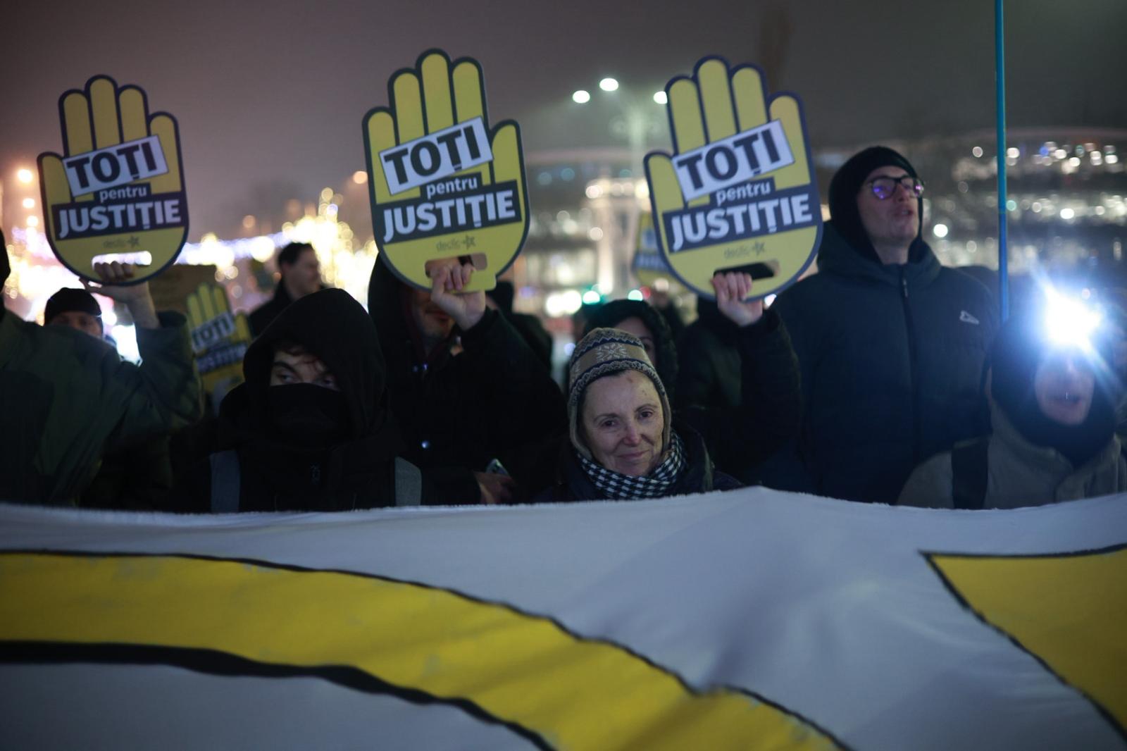LIVE TEXT. Protest-coregrafie în Piața Victoriei. Manifestanții au spus ce schimbări își doresc să vadă în România