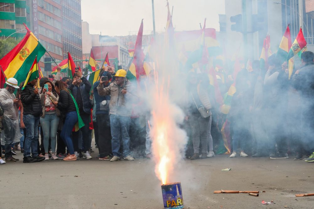 VIDEO | Evo Morales și-a dat demisia din funcția de președinte al Boliviei după proteste violente. „Renunţ”
