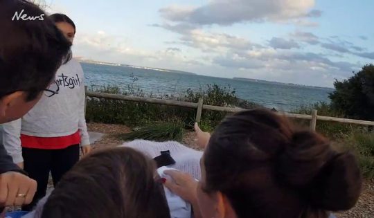 FOTO | Gestul emoționant făcut de paramedicii din Australia. I-au îndeplinit ultima dorință unei femei aflate pe moarte