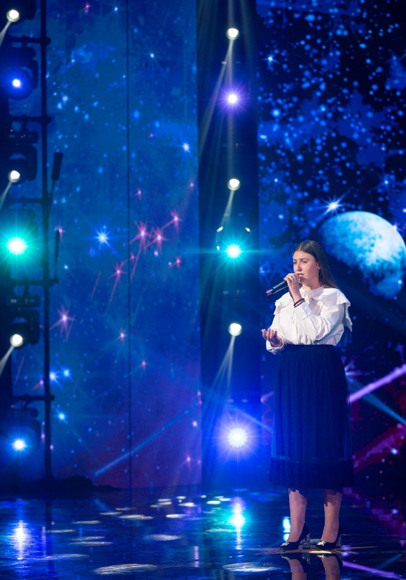 Ana Nuță a primit Golden Buzz la „Românii au talent”, sezonul 14. După ce și-a pierdut tatăl, tânăra a început să cânte în corul bisericii