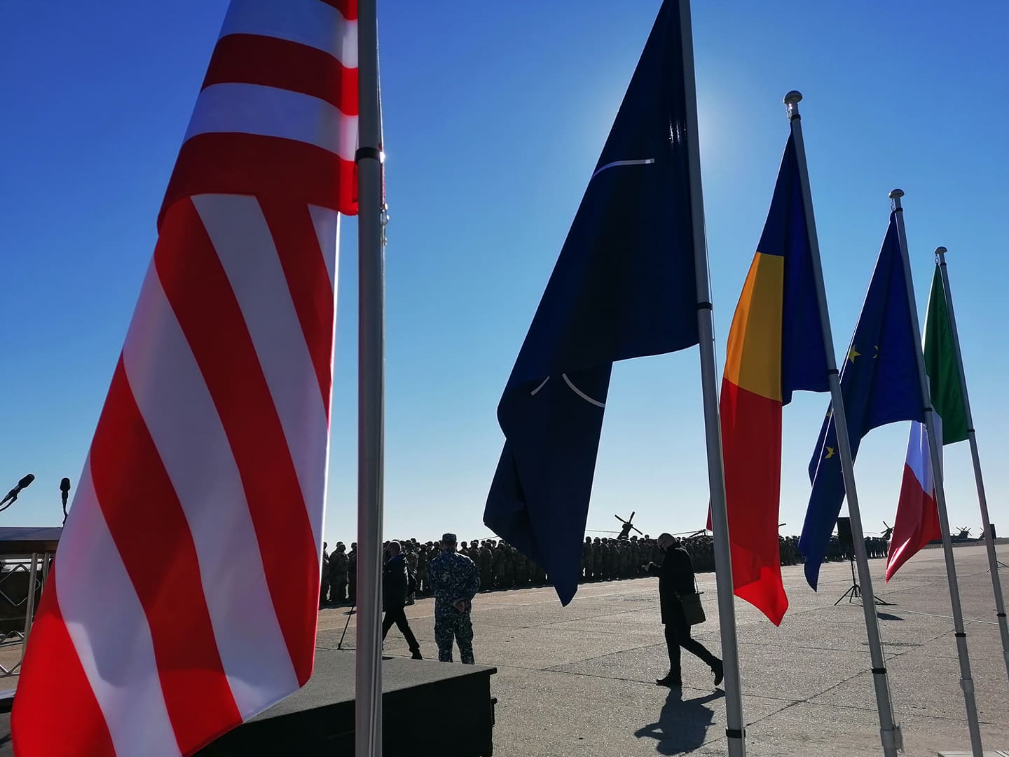 Jens Stoltenberg, la baza militară Mihail Kogălniceanu: „Suntem umăr la umăr, gata să apărăm România și toți aliații”