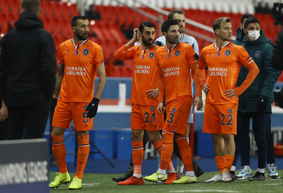 Ancheta UEFA după remarca rasistă făcută de Colțescu la meciul din Liga Campionilor. Reacții MTS, FRF și din presa turcă. Ce spune CNCD