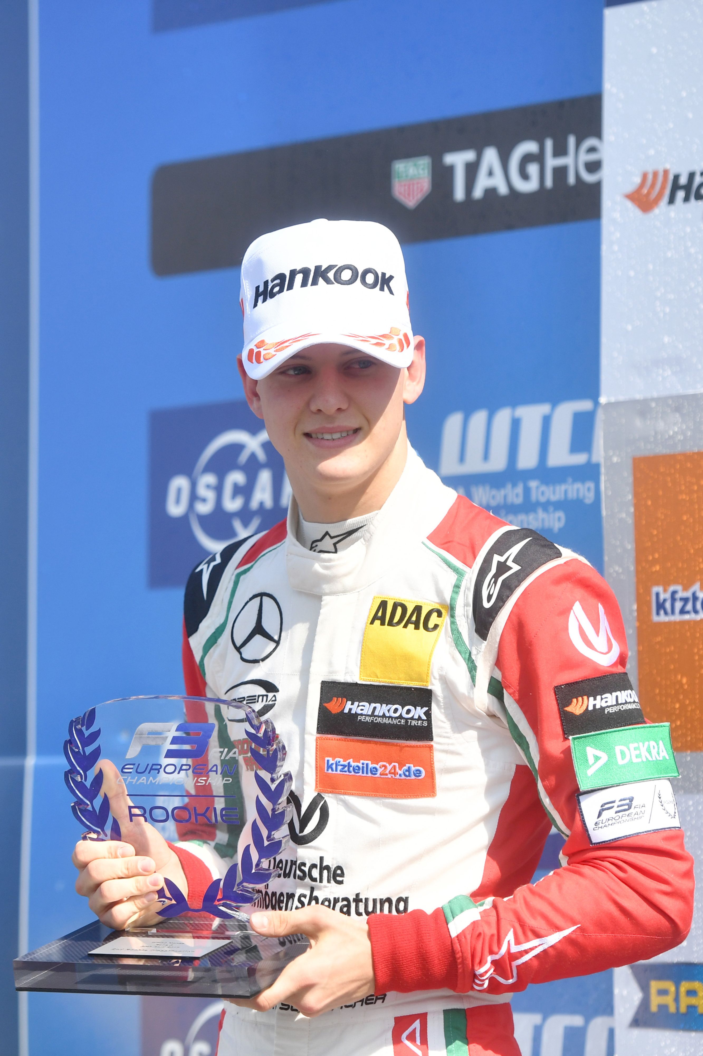 Fiul lui Michael Schumacher este leit tatăl său: Vreau să câştig titlul mondial în Formula 1 | FOTO