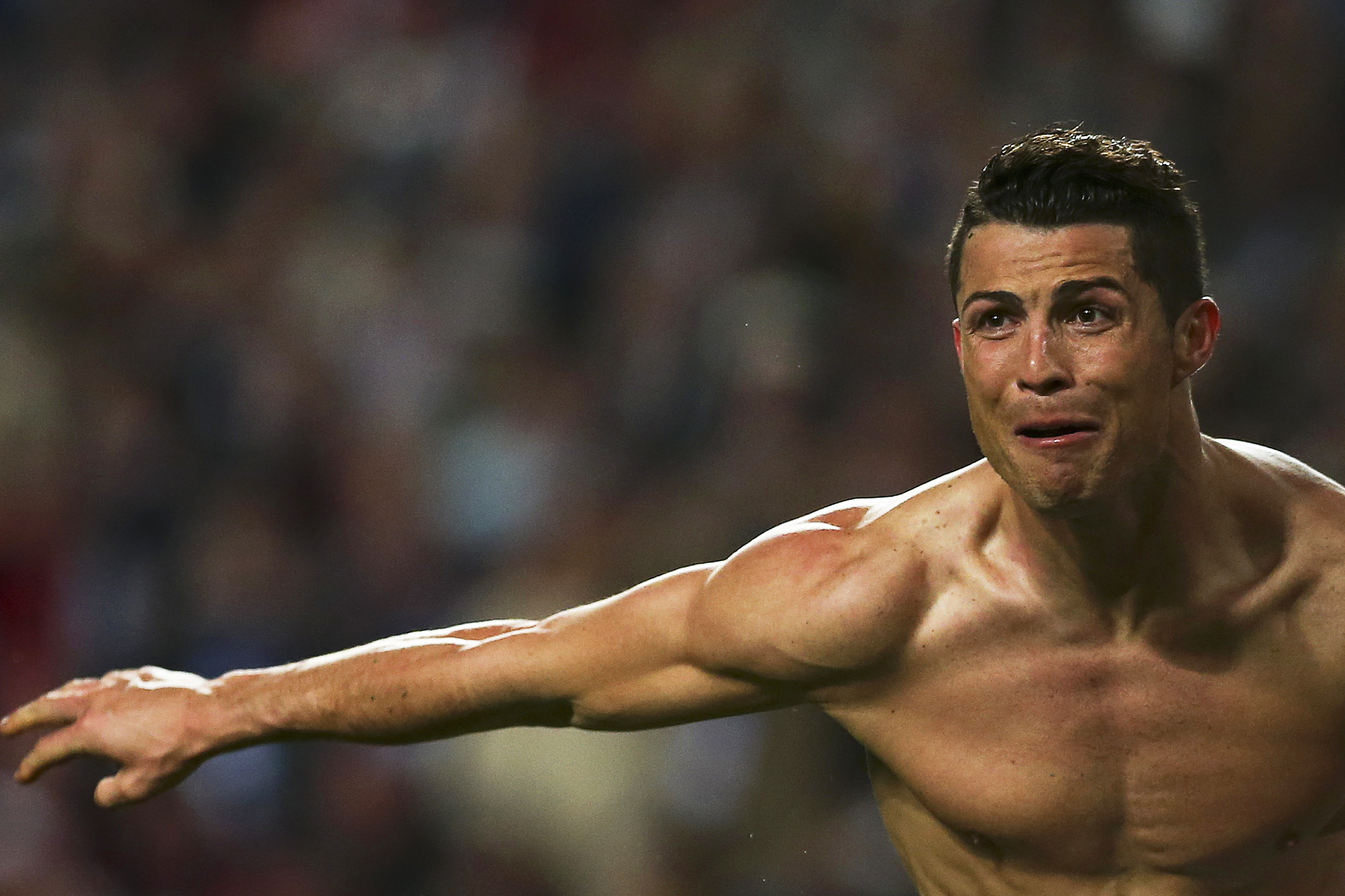 Ronaldo ne îndeamnă să mergem cu bicicleta! GALERIE FOTO