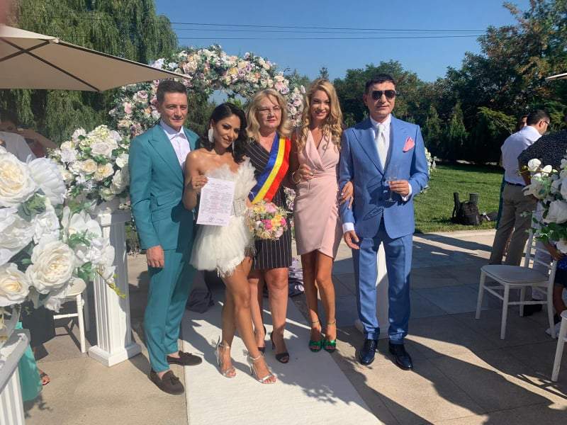 Nasrin Ameri, prezentatoarea de la Antena Stars, s-a căsătorit civil. Nașa Valentina Pelinel a atras toate privirile