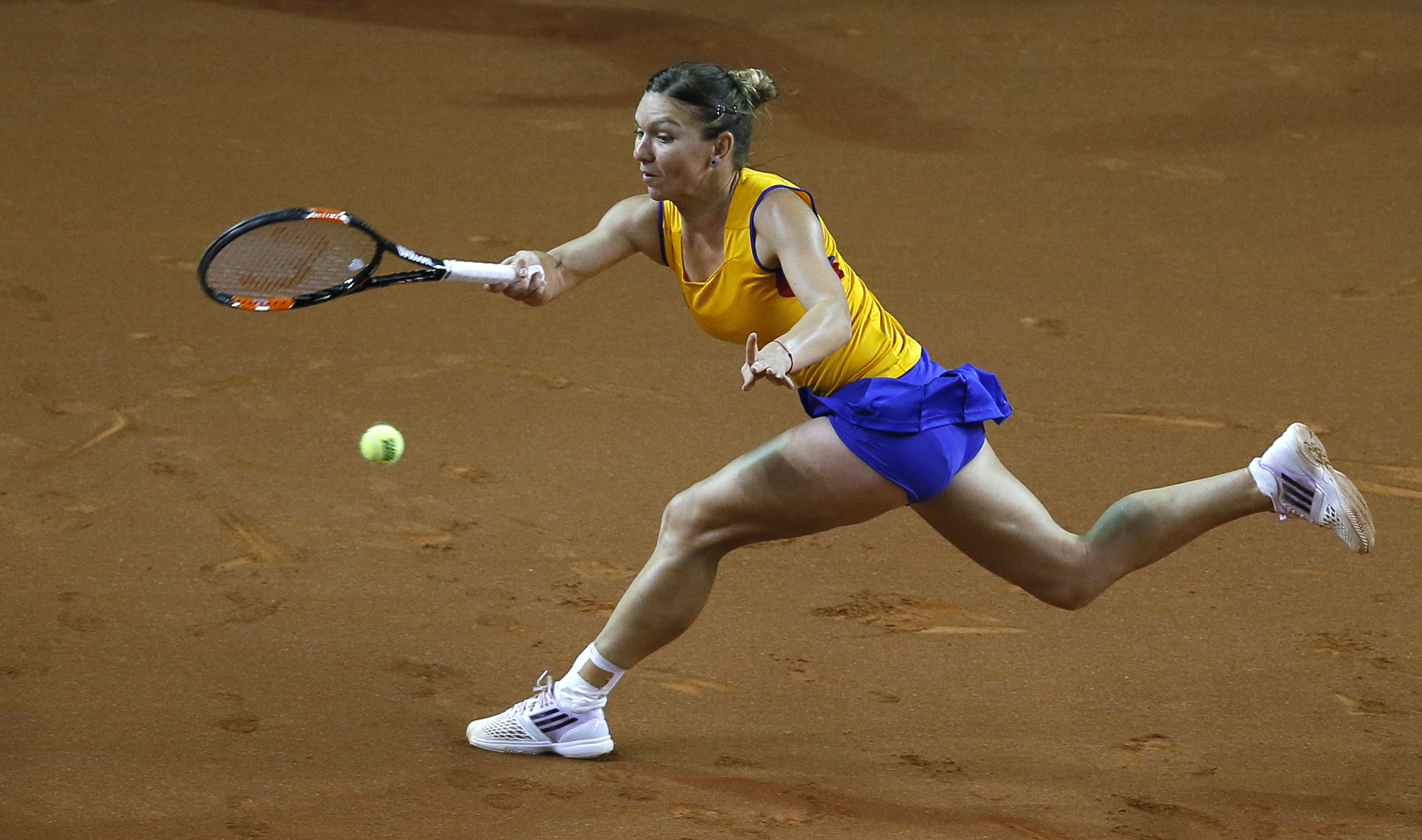 Fed Cup: România - Germania 1-4. Am ieșit dramatic din Grupa Mondială. Monica Niculescu a ratat două mingi de meci, în partida supraviețuirii. Incredibil! Am ratat o minge de meci și la dublu!!!! / LIVE BLOG & GALERIE FOTO
