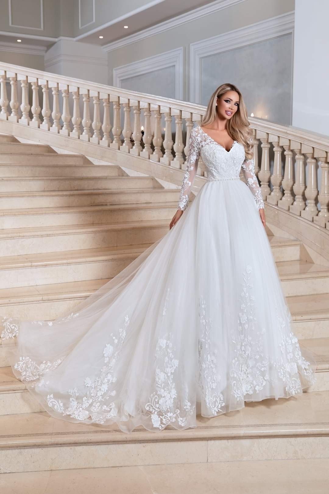 Cât costă o rochie de mireasă creată de Bianca Drăgușanu: „Româncele s-au măritat într-o veselie”. Anunțul făcut despre afacerea ei