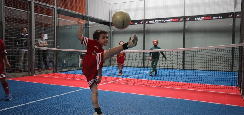 Un nou sport în România! E show nebunesc! Un stelist e liderul naționalei