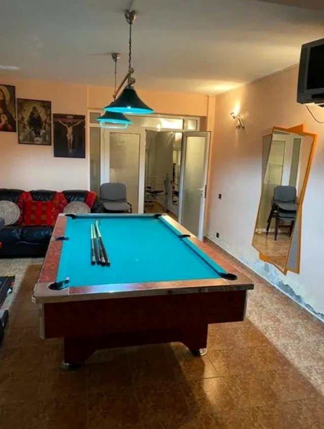 Imagini cu vila de 800.000 de euro pe care Titi Aur a scos-o la vânzare: „Trebuie să avem în portofel și bani”