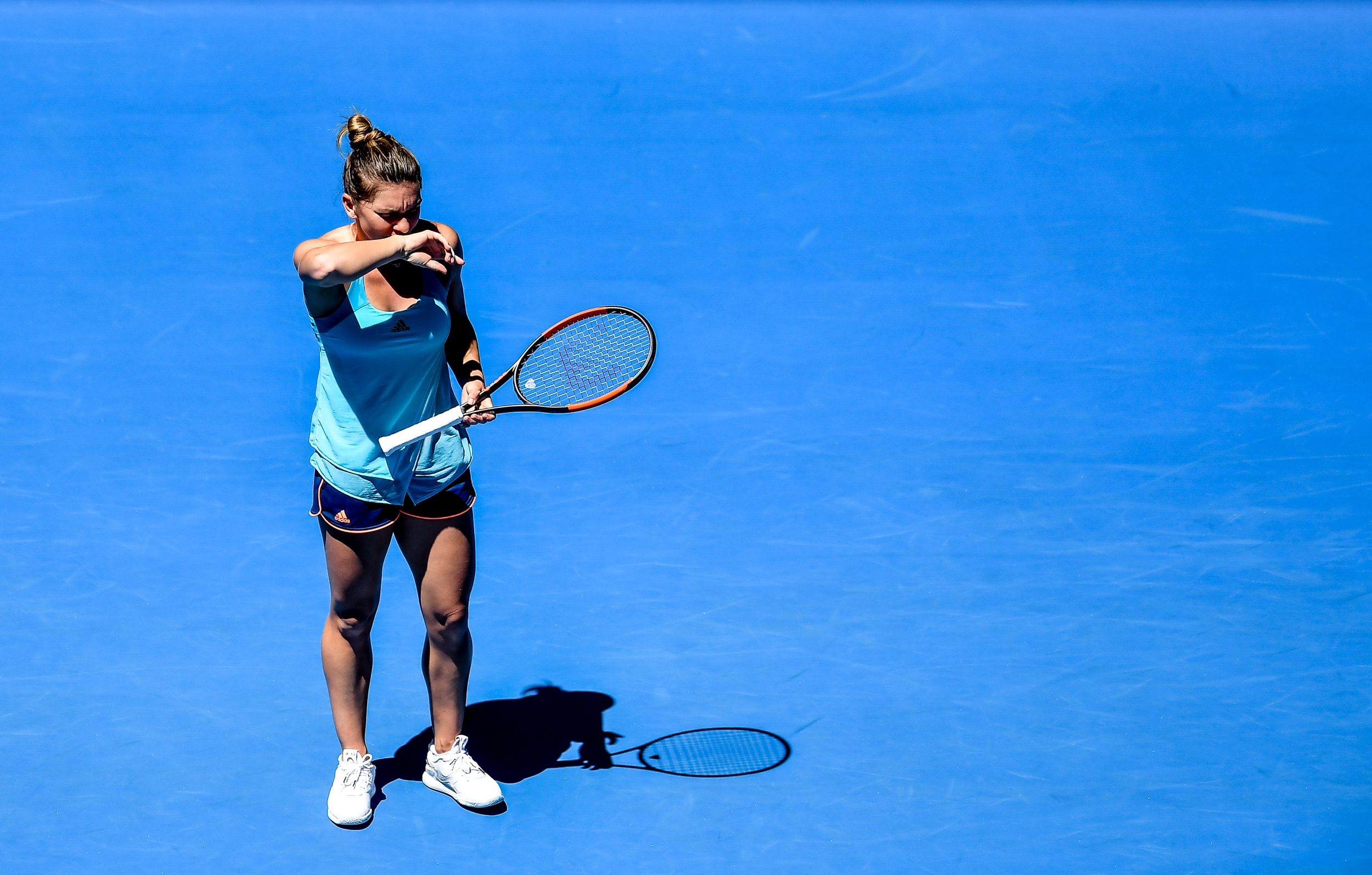 Australian Open 2017. Simona Halep a fost eliminată a două oară la rând în primul tur la Melbourne. Imaginile neputinței / GALERIE FOTO