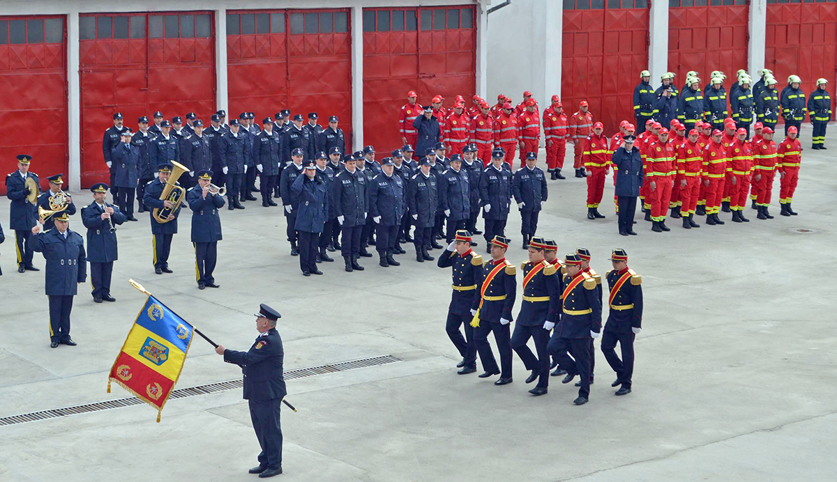 Afaceri de familie pe banii statului! Organigrama Inspectoratului pentru Situații de Urgență Dolj este plină cu rude ale ofițerilor