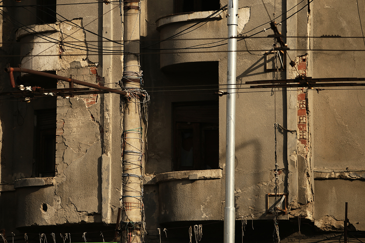 Ruina din centrul Bucureștiului poate prinde contur în câțiva ani. Povestea Hotelului Dunărea, inaugurat în urmă cu 84 de ani și confiscat de comuniști
