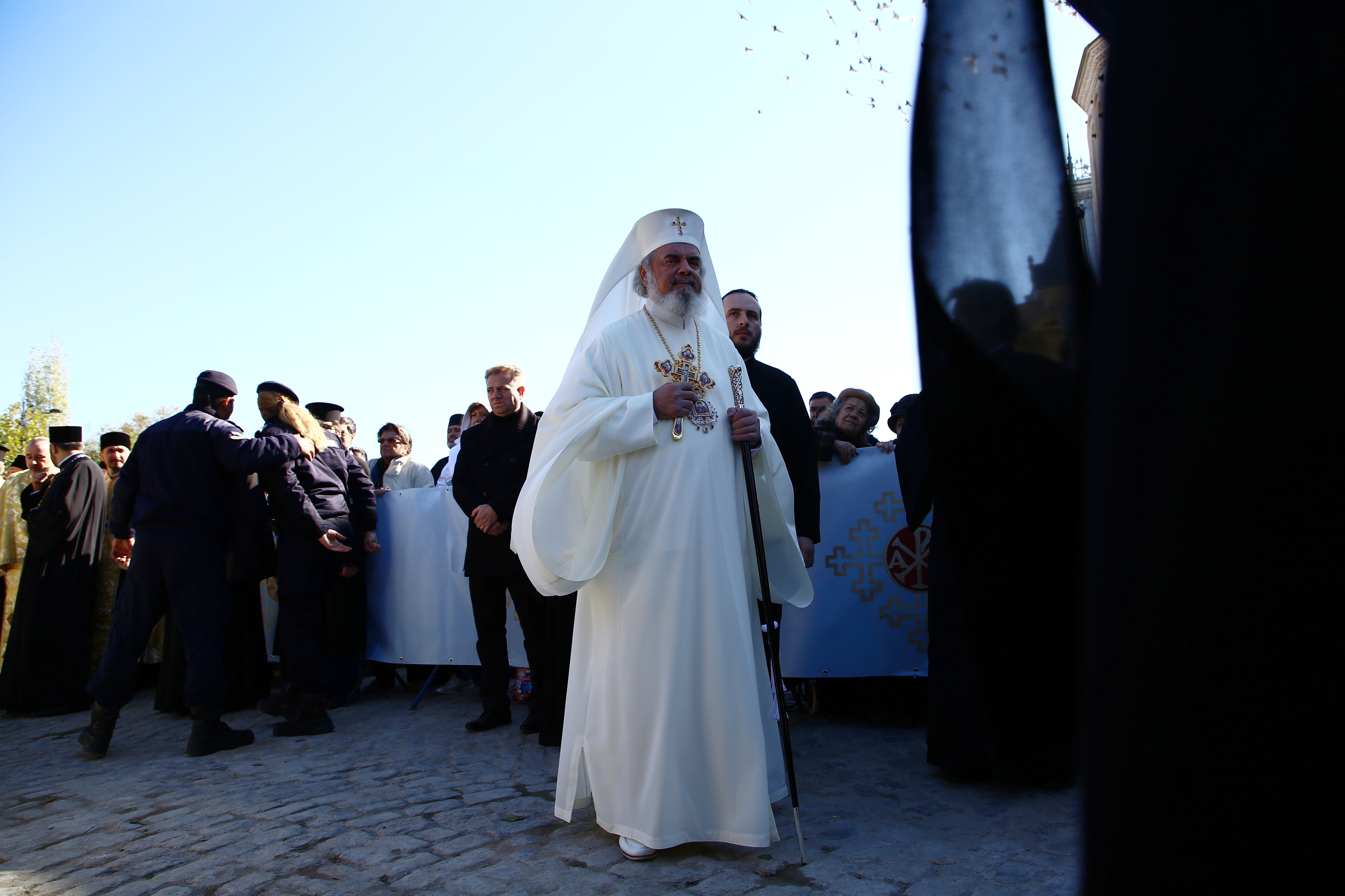 GALERIE FOTO/ Sărbătoarea Sfântului Dimitrie cel Nou a fost marcată joi după amiază printr-un pelerinaj