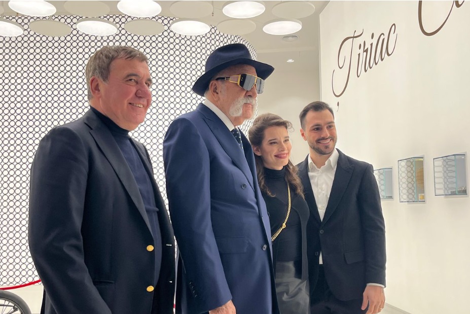 Ion Țiriac, apariție alături de Ioana, unica lui fiică. La același eveniment au fost și Kira Hagi și soțul Thomas Ferfelis