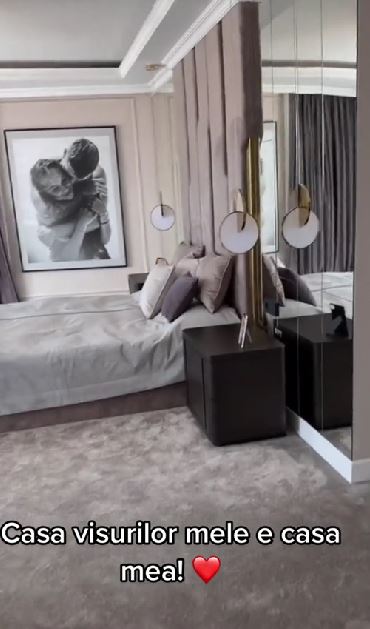 Imagini cu casa în care locuiește Vlăduța Lupău. Mobila a fost făcută la comandă și s-au folosit materiale de lux