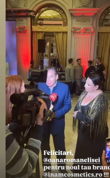 Imagini de la aniversarea Oanei Roman. Tatăl ei, Petre Roman, a fost prezent la tăierea tortului. Moment emoționant cu cei doi