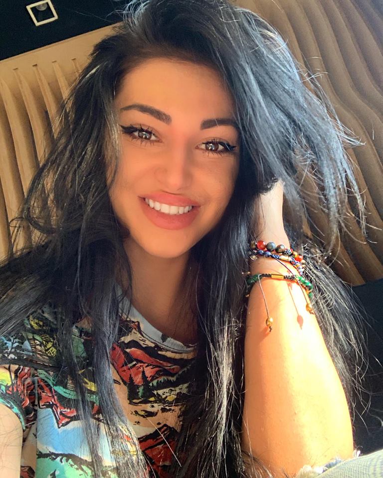 Artistele din România care nu pot trăi fără să facă sport. Lidia Buble e fostă campioană națională, iar Lora merge și noaptea să înoate!