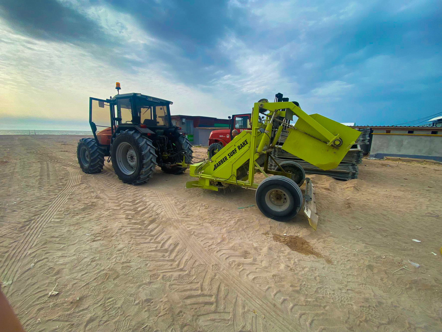 Amenzi de 20.000 de lei după festivalul Beach Please de la Costinești. La două săptămâni de la eveniment, plaja era plină de gunoi. Reacția organizatorilor