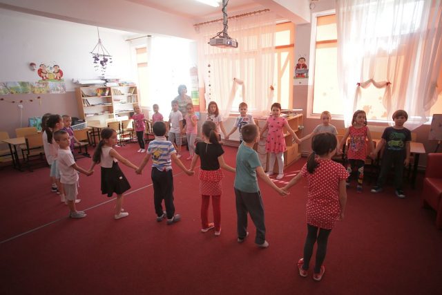 Școala din Timișoara în care nu se dau note și teme pentru acasă. Modelul e inspirat din Statele Unite