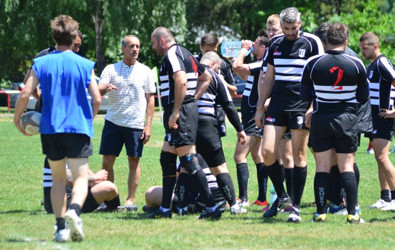 Sportul și Grivița, cele mai vechi echipe, își dispută întâietatea în liga a treia / FOTO