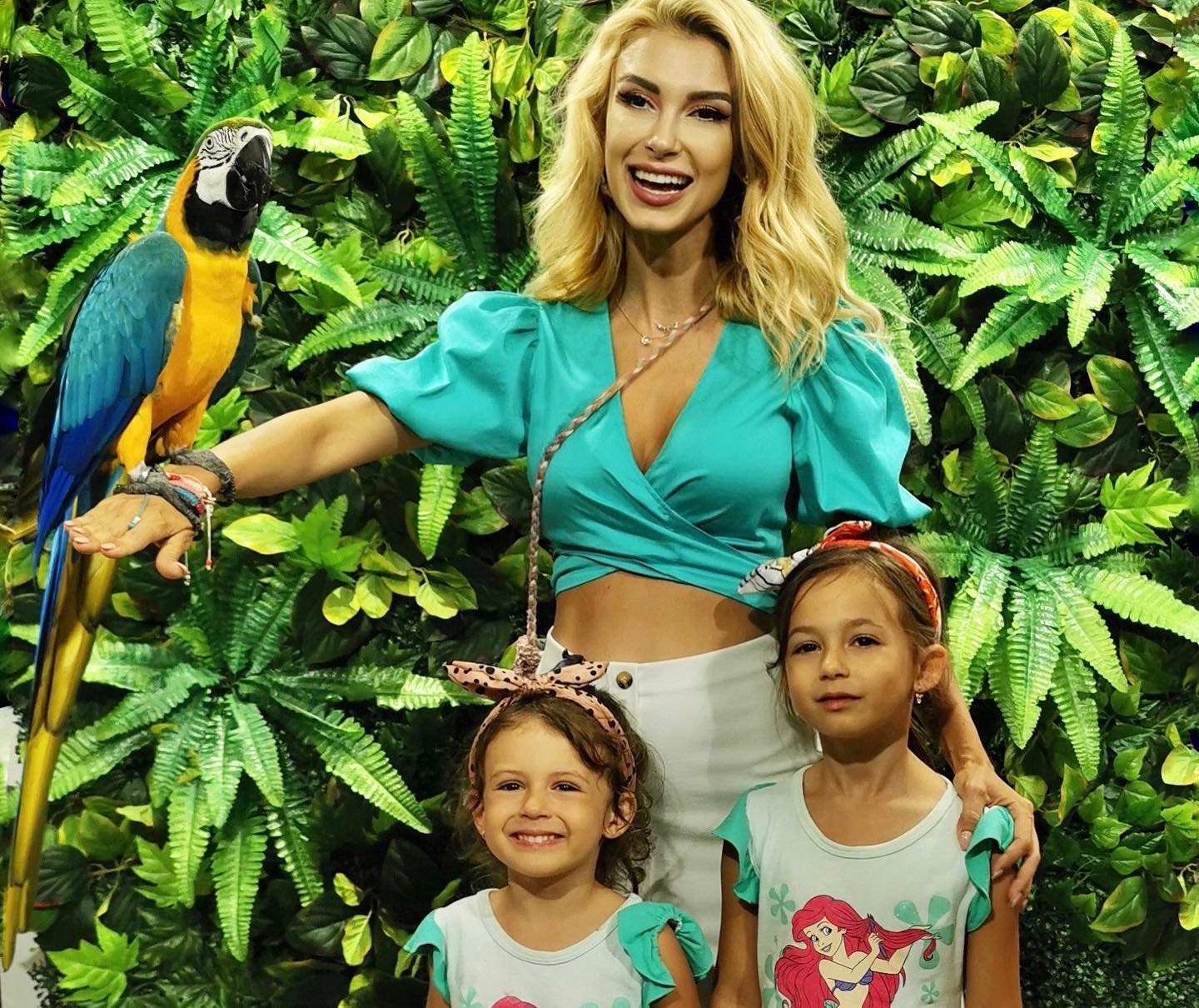 Andreea Bălan vrea custodia exclusivă a fetițelor. De ce îl acuză pe George Burcea: „Nu e prima dată când vine beat să le ia”