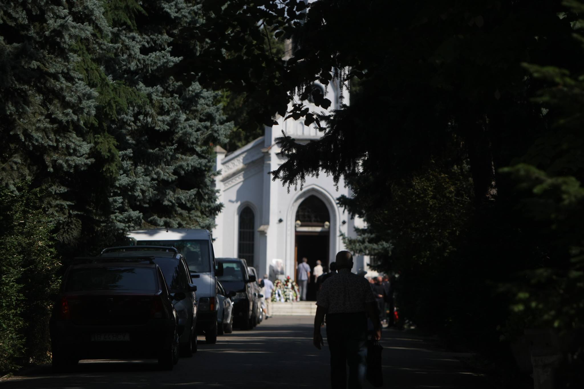Înmormântarea lui Culae Lupescu. Mircea Lucescu și Anghel Iordănescu l-au condus pe ultimul drum / GALERIE FOTO