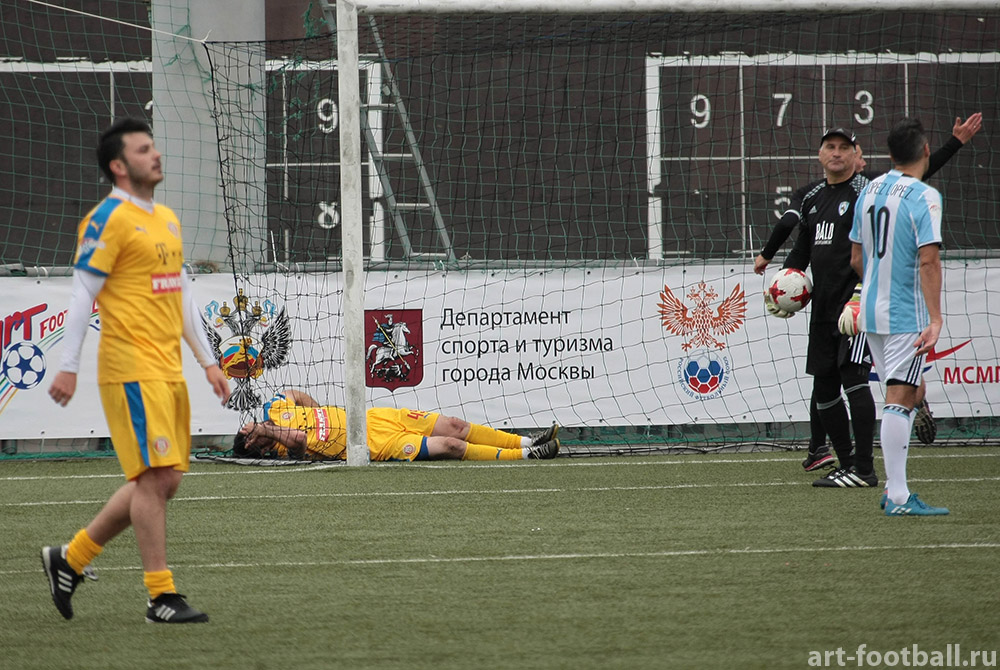 Pe ce loc a terminat naționala artiștilor fotbaliști la Campionatul Mondial - Moscova Art Football 2017. Temișan, Enache și Kamara au impresionat prin muzica lor / FOTO