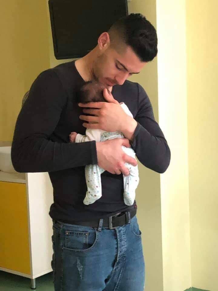 Naționala de tineret a României U21 merge la Euro 2019 cu un portar care a devenit tată. Cătălin Căbuz are un băiețel