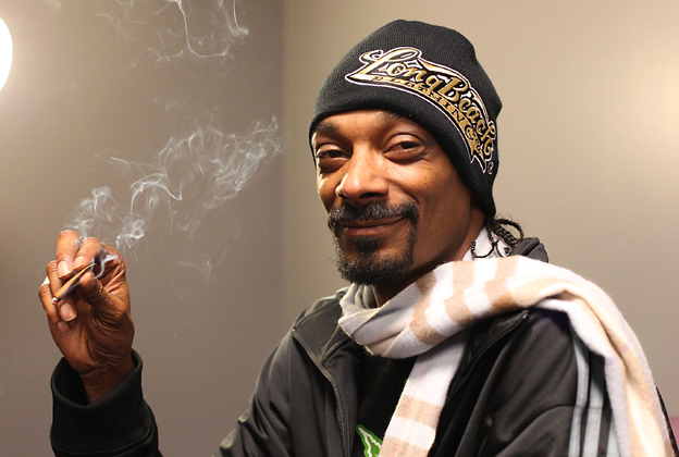 Snoop Dogg a anunțat că renunță la fumat: „După multe discuții cu familia mea”