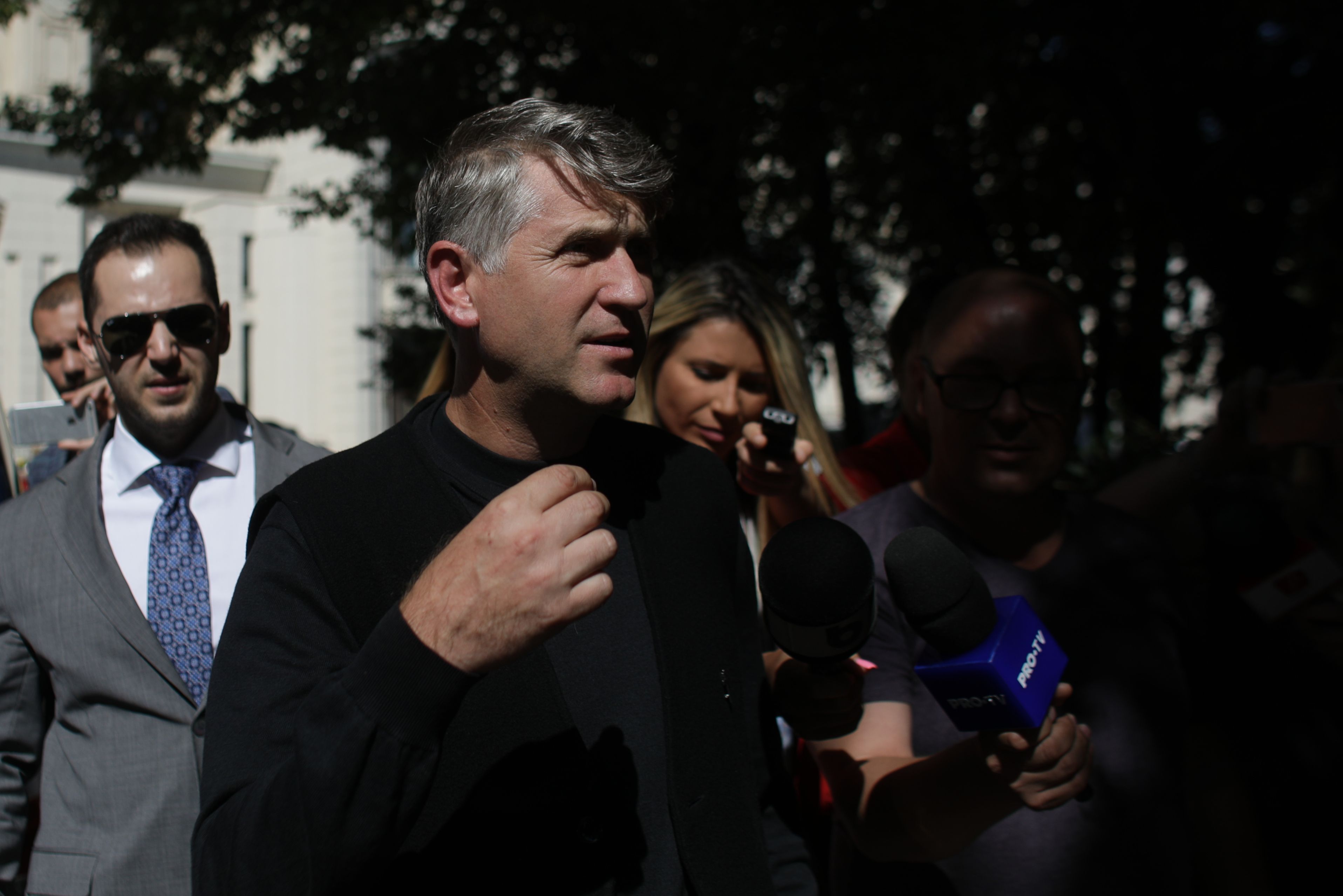 Cristian Pomohaci, arestat preventiv pentru 30 de zile într-un dosar care vizează acuzații de viol asupra unui minor și agresiune sexuală