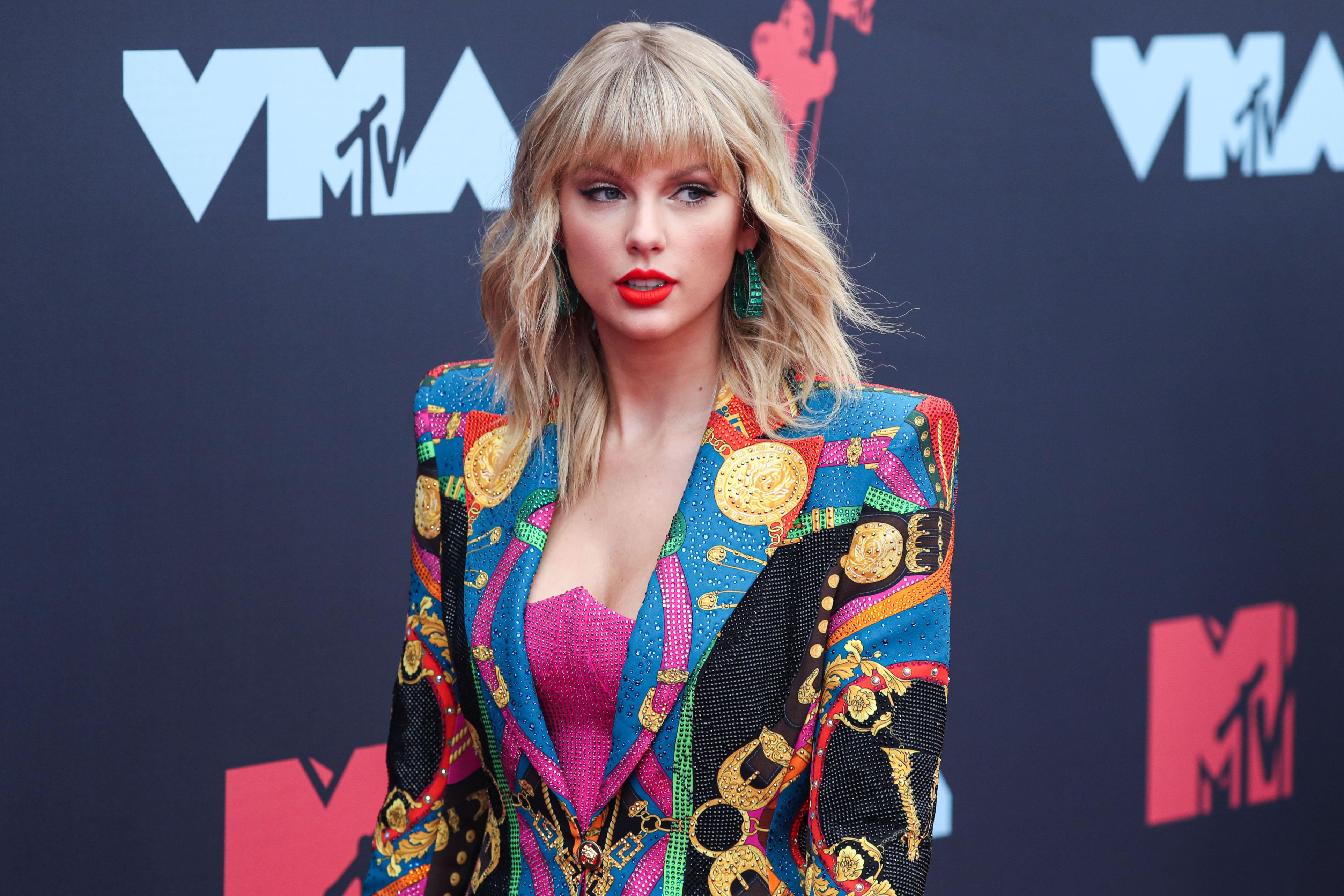 Taylor Swift, în topul miliardarilor. Succes colosal datorită turneului „Eras”: „Ea nu este doar o interpretă - este un fenomen economic”