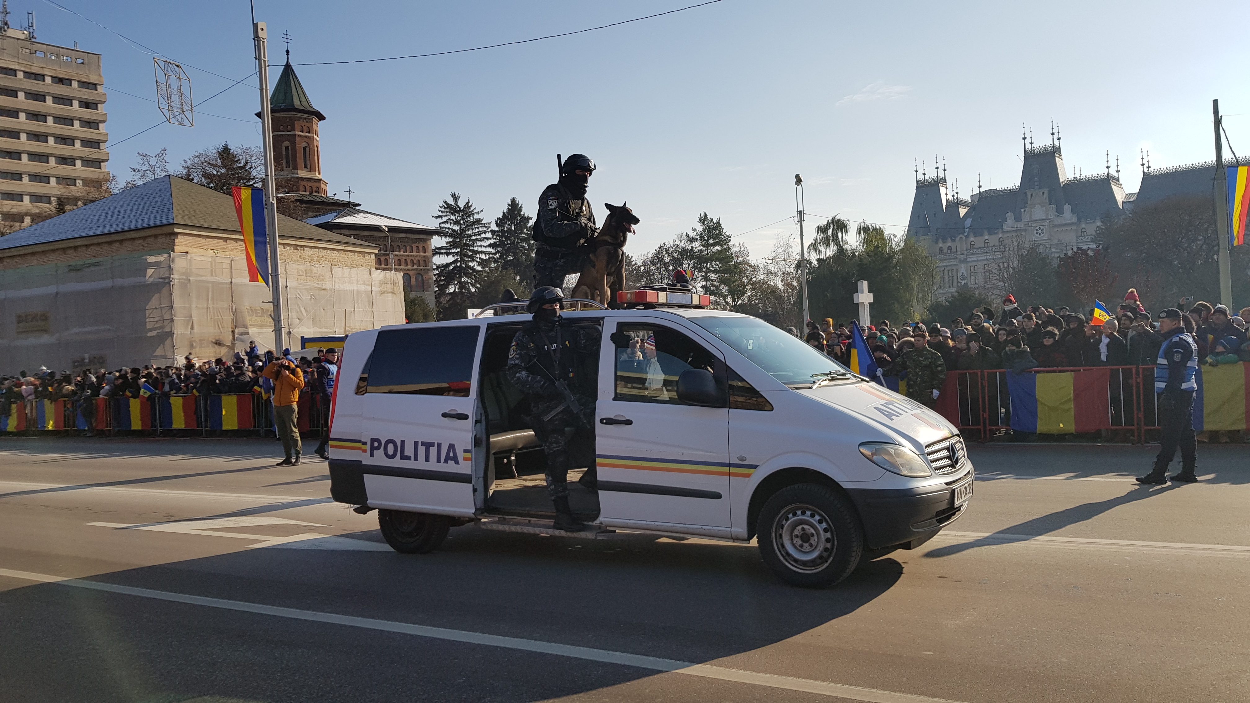 VIDEO&FOTO/ Prezență record la Iași, de 1 Decembrie. Discursul transmis de Viorica Dăncilă a fost huiduit la scenă deschisă