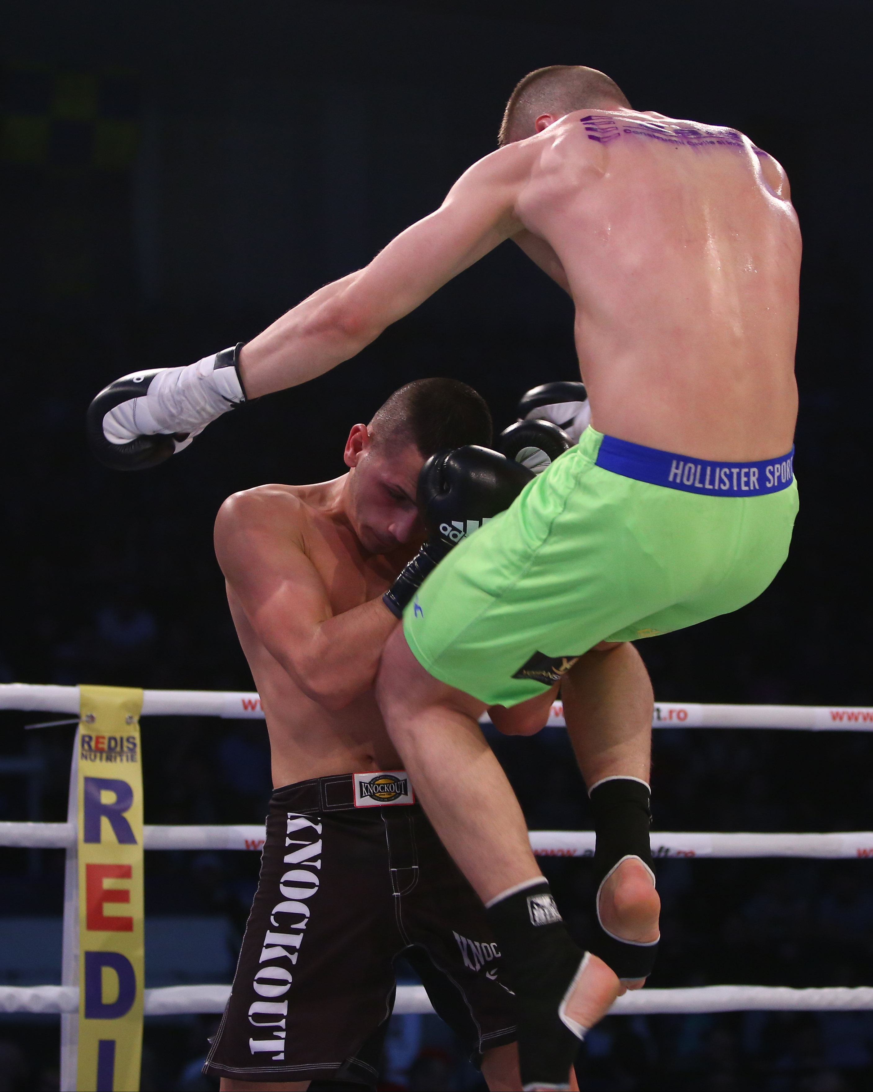 Meciul în urma căruia Amansio Paraschiv a devenit campion mondial Superkombat New Heroes! VIDEO& FOTO