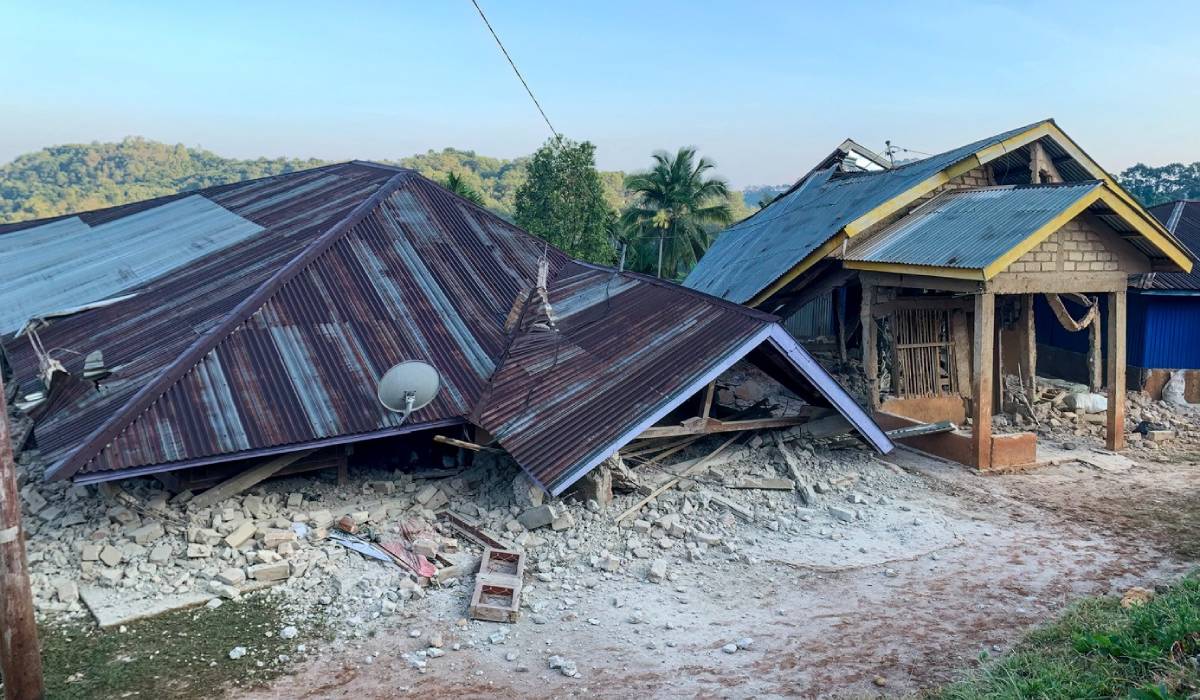 Cutremur de 7,7 în Indonezia: cel puțin 38 de oameni au murit, salvatorii caută victime printre dărâmături| VIDEO