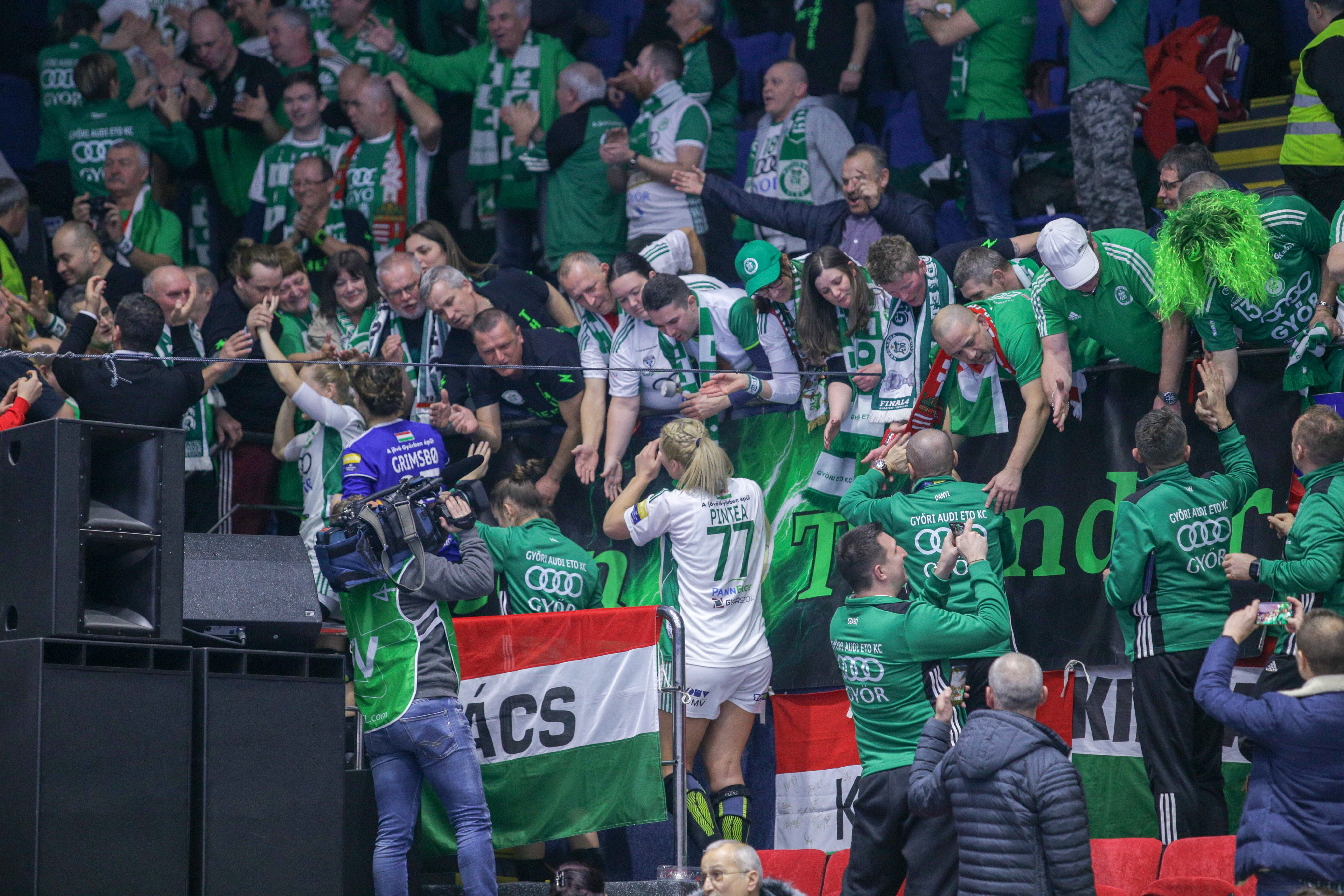 GALERIE FOTO / Cele mai spectaculoase imagini de la meciul de handbal CSM București - Gyor