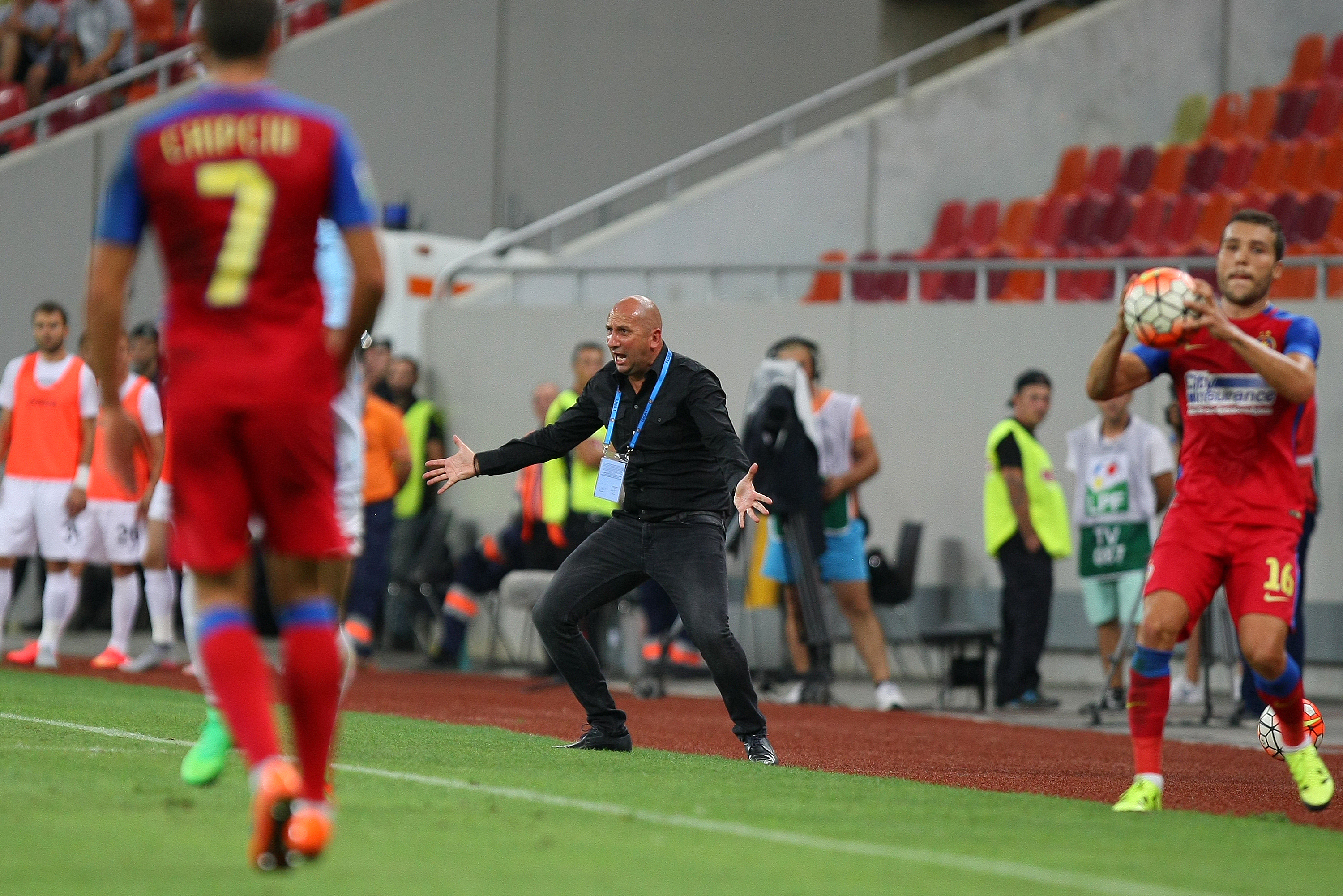 Frige banca! Gâlcă a refuzat Petrolul, Grigoraș și Bergodi au fost sunați de ASA, Piți e dorit în Bănie. La Steaua se decide după Rosenborg. ^Selymes, Miriuță, Cârțu și Rădoi sunt pe cracă! Variantele pentru Steaua / FOTO