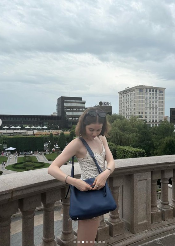 Irina Columbeanu, parada genților de lux în România. După apariția cu poșeta Chanel de 10.000 de euro, surprinde cu un alt accesoriu