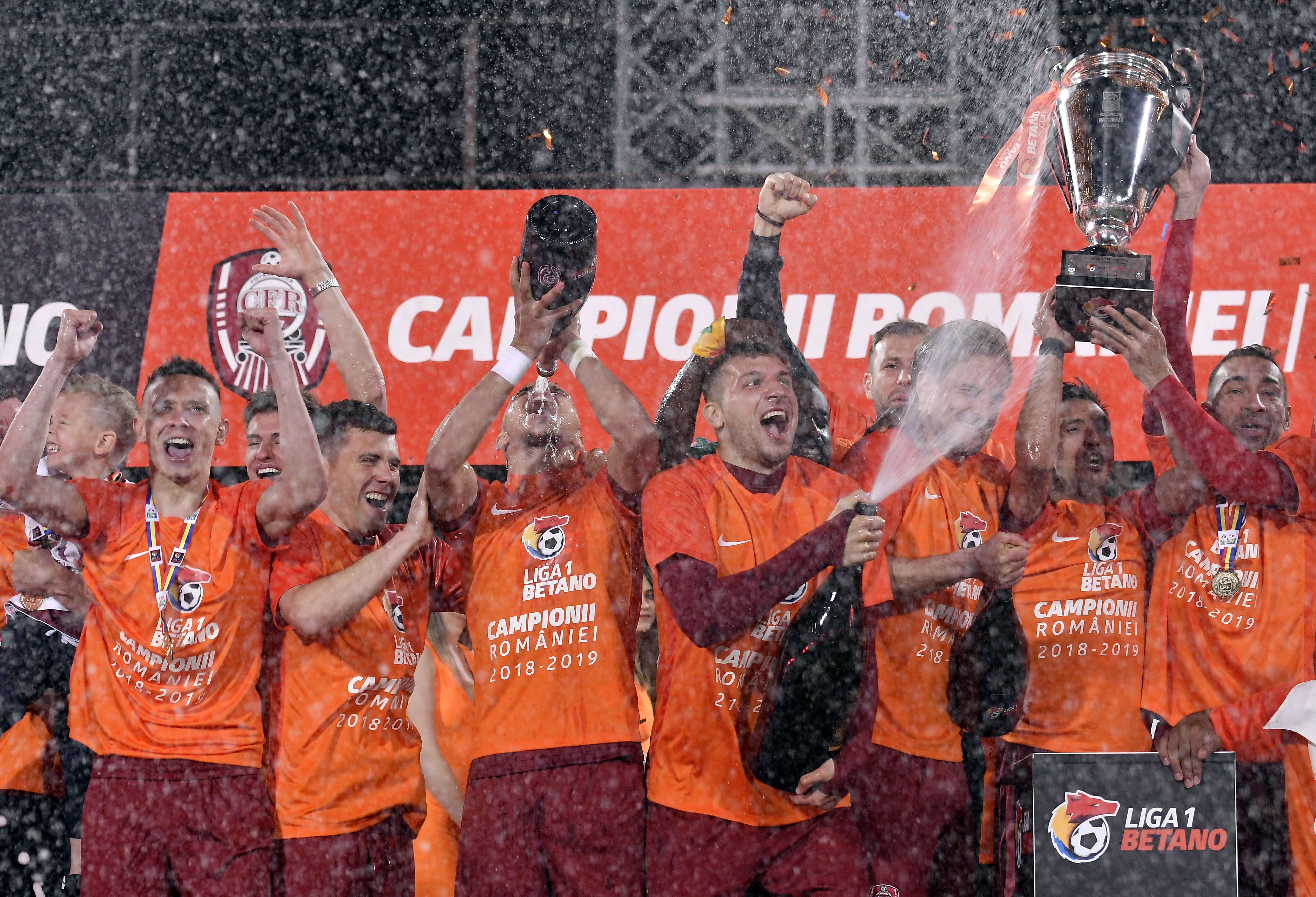 CFR, aroganță către FCSB: ”Următorii trei ani sper ca tot noi să ieșim campioni”