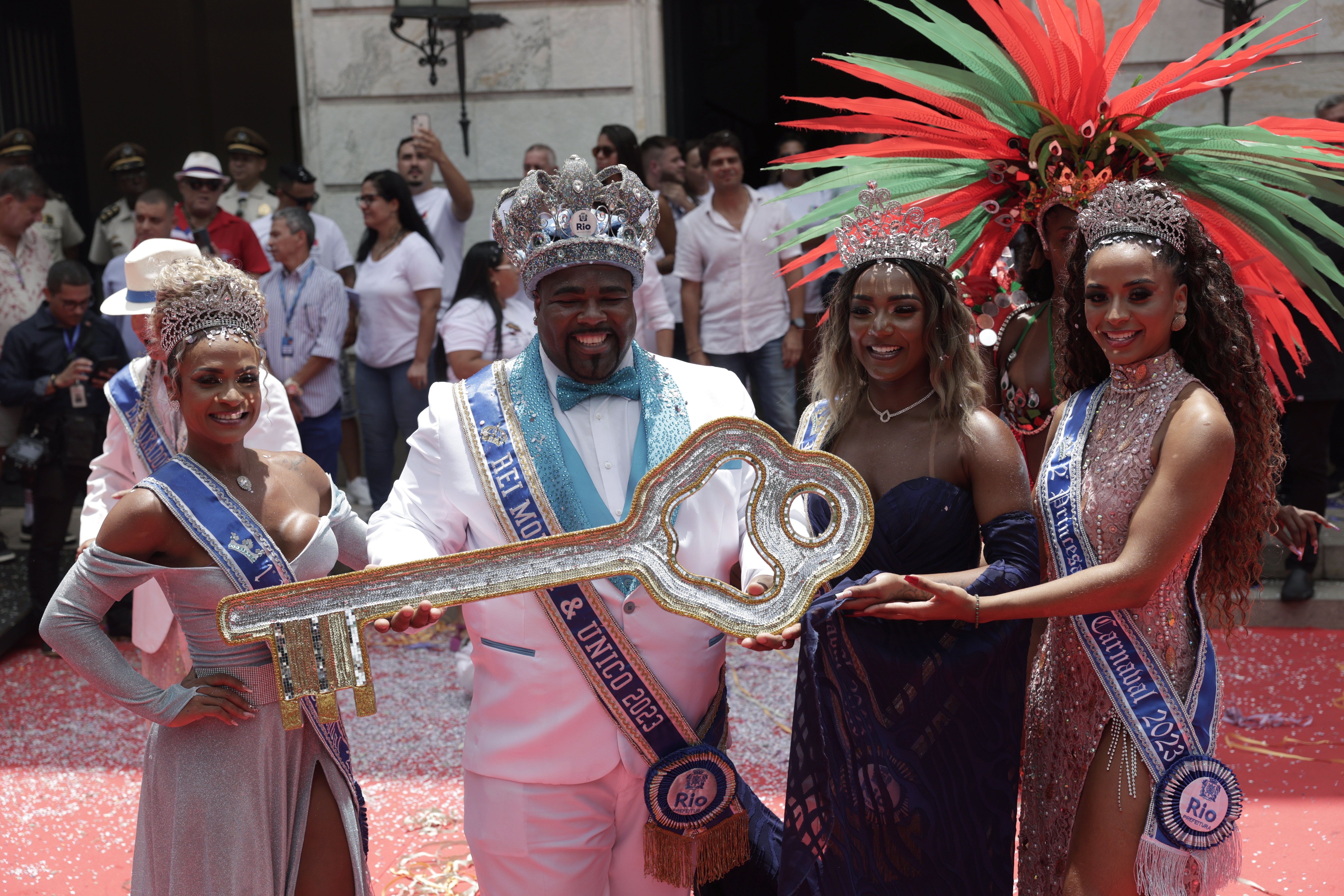 Liber la samba! Marea petrecere de la Carnavalul de la Rio a început azi