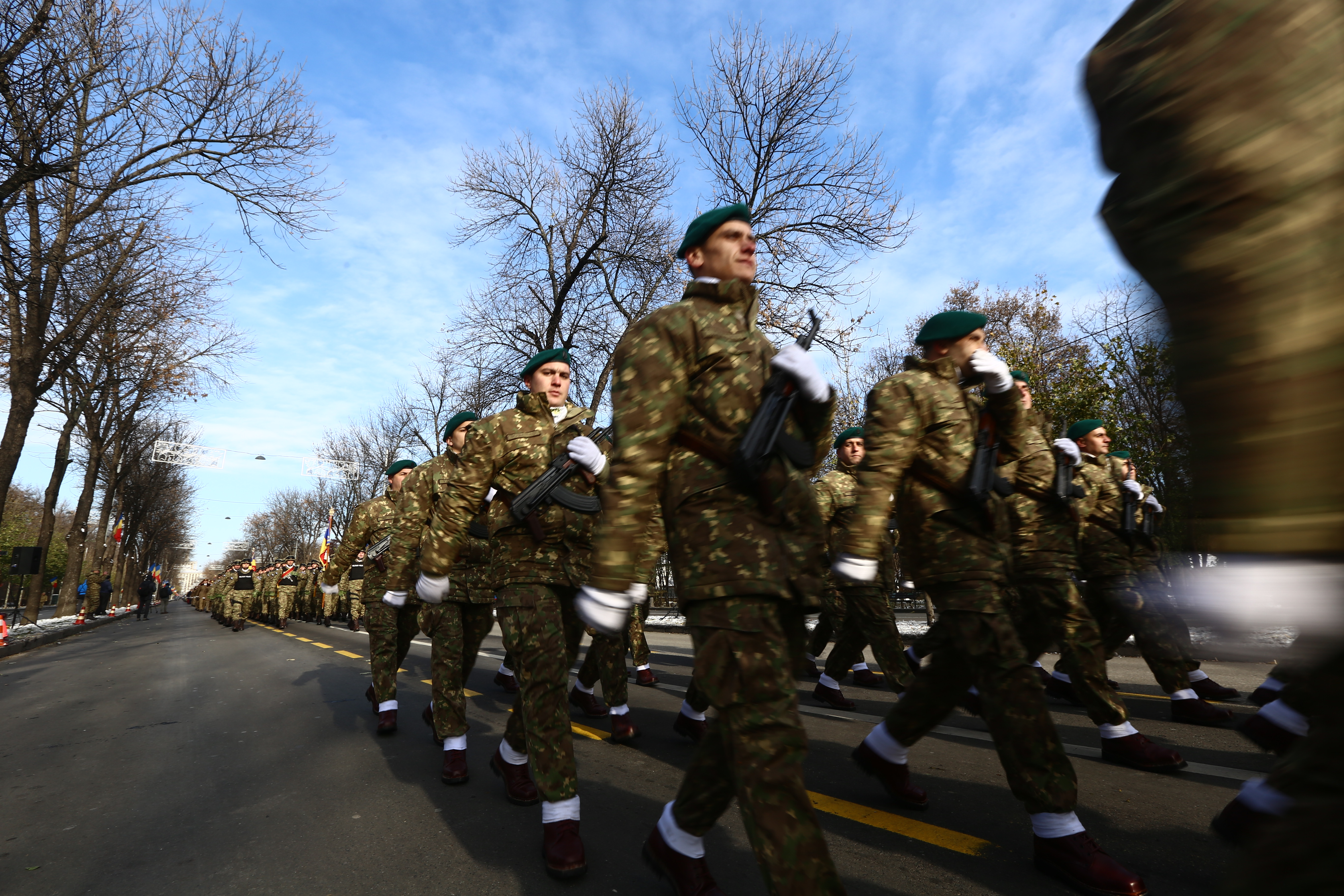 FOTO | Pregătiri la minus 6 grade Celsius pentru Parada Militară de 1 Decembrie